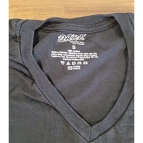 Vintage Style D.A.R.E. “Keeping Kids Off Drugs” V‑Neck T‑Shirt – Women’s Small - Picture 4 of 5